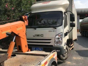 深圳汽車道路救援 龍華清湖附近專業拖車與維修保養服務